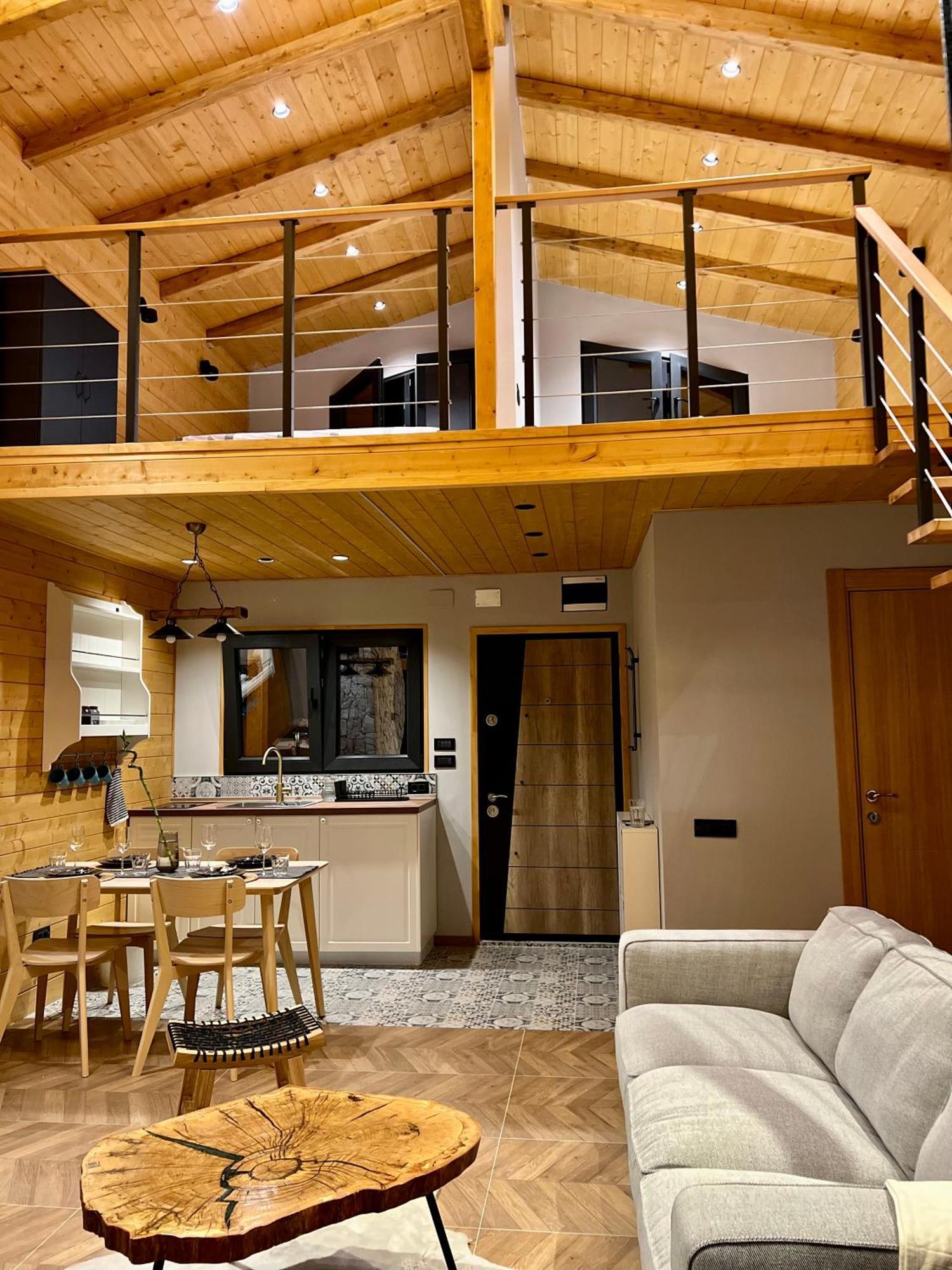 Mount Log Villa